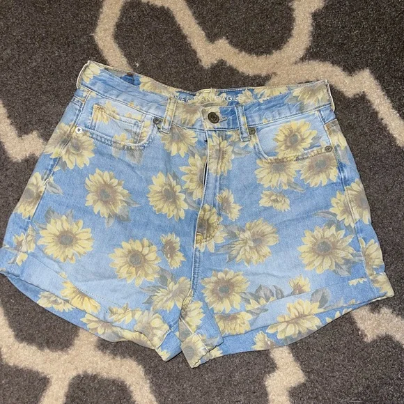 American Eagle Denim sunflower shorts - Picture 1 of 3